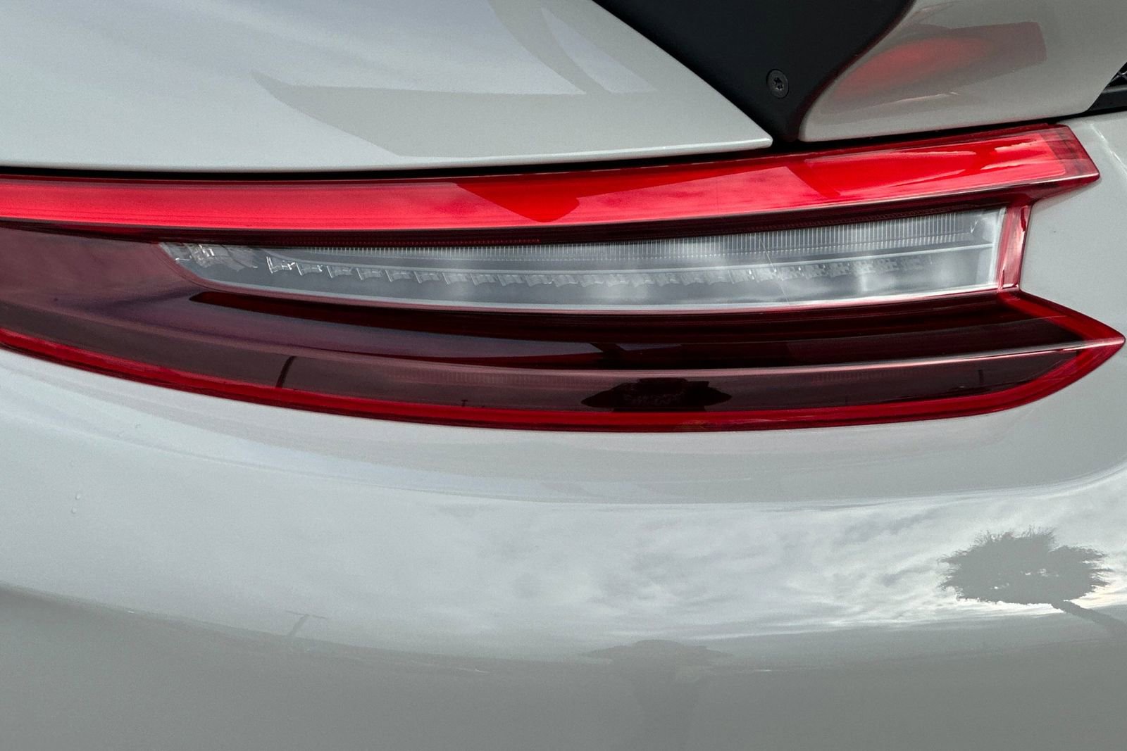 Used 2018 Porsche 911 GT2 RS image 36