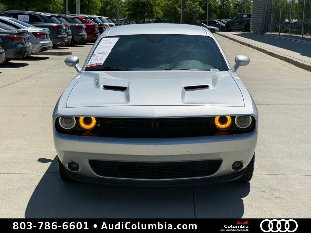 Used 2021 Dodge Challenger SXT w/ Blacktop Package image 8