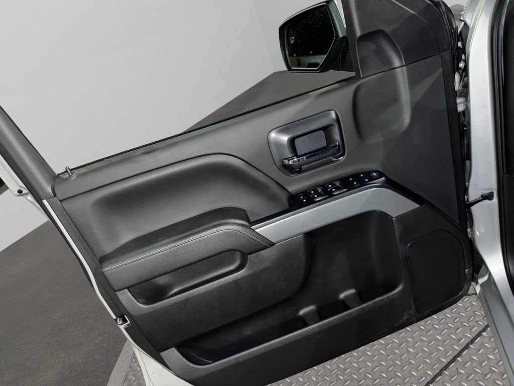Certified 2018 Chevrolet Silverado 1500 LT w/ All Star Edition image 14