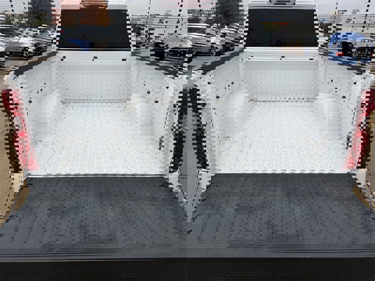 Used 2022 Chevrolet Silverado 1500 LT image 29