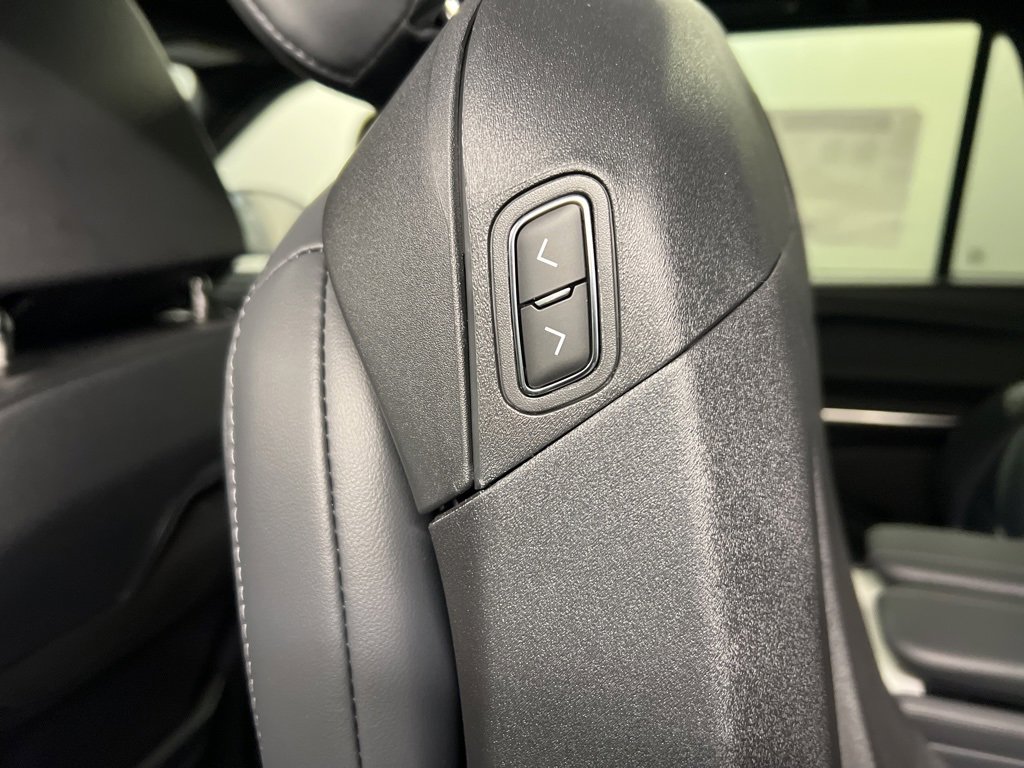 New 2026 Lincoln Navigator Reserve image 37