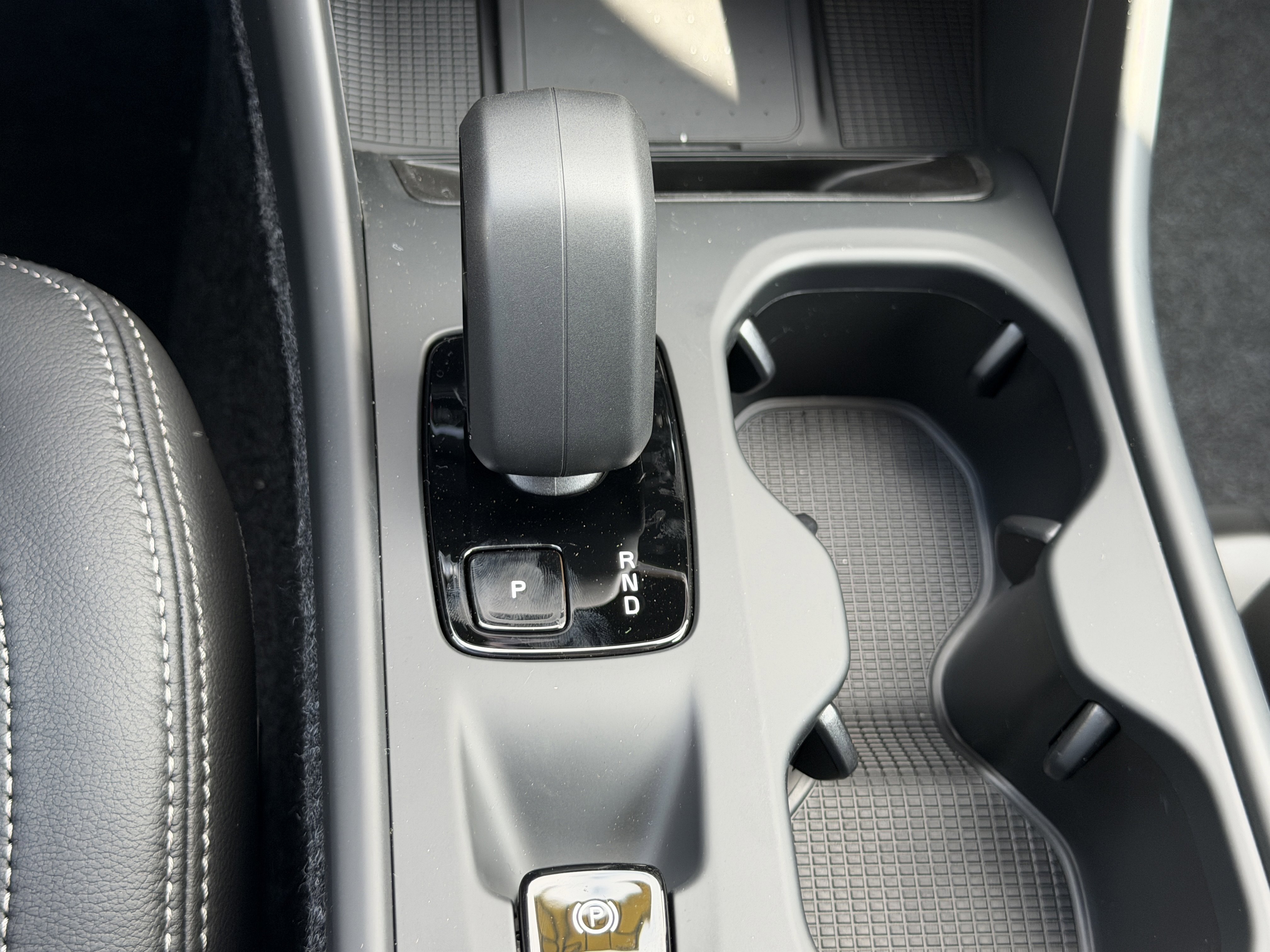 New 2026 Volvo XC40 B5 Core w/ Protection Package image 31