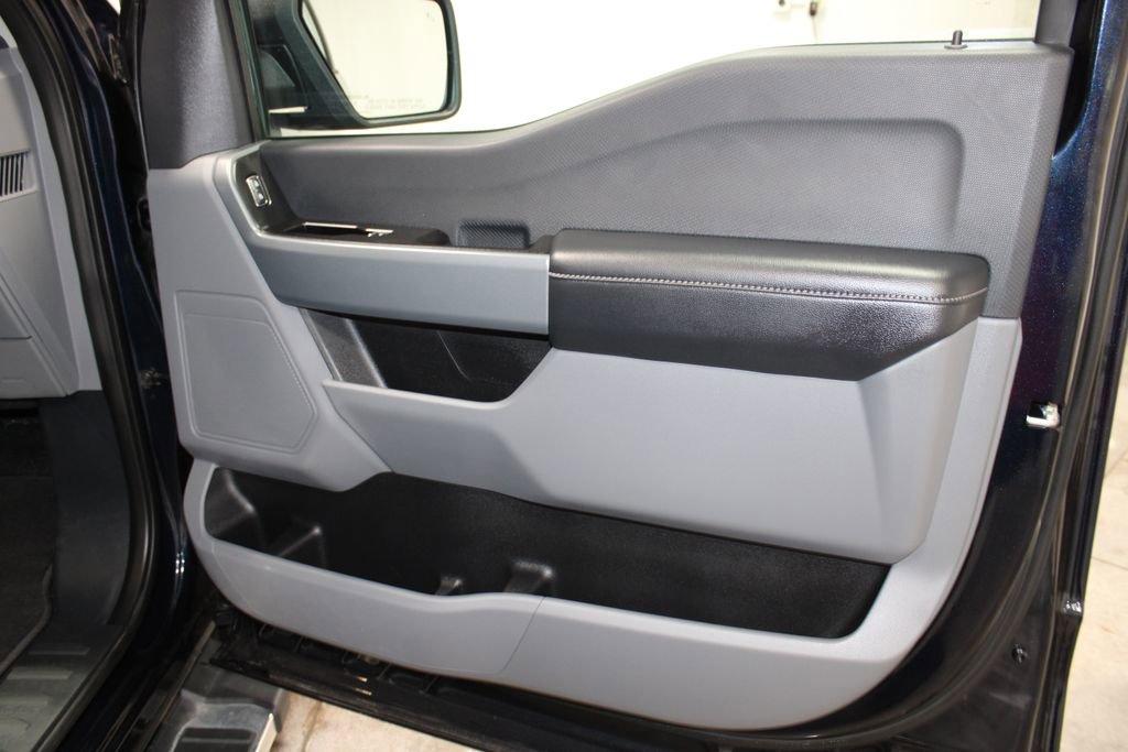Used 2023 Ford F150 XLT w/ XTR Package image 27