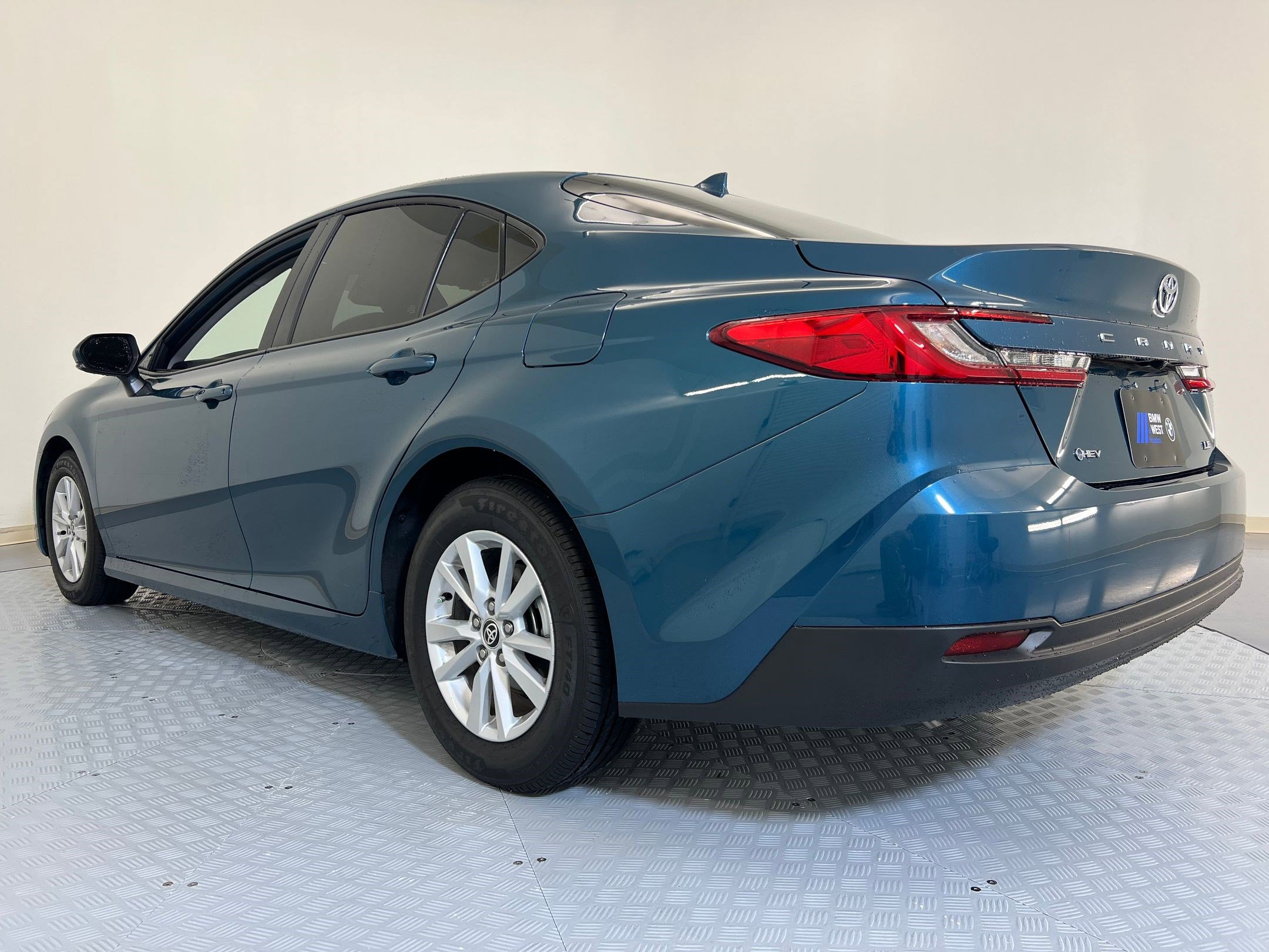 Used 2026 Toyota Camry LE w/ Convenience Package image 3