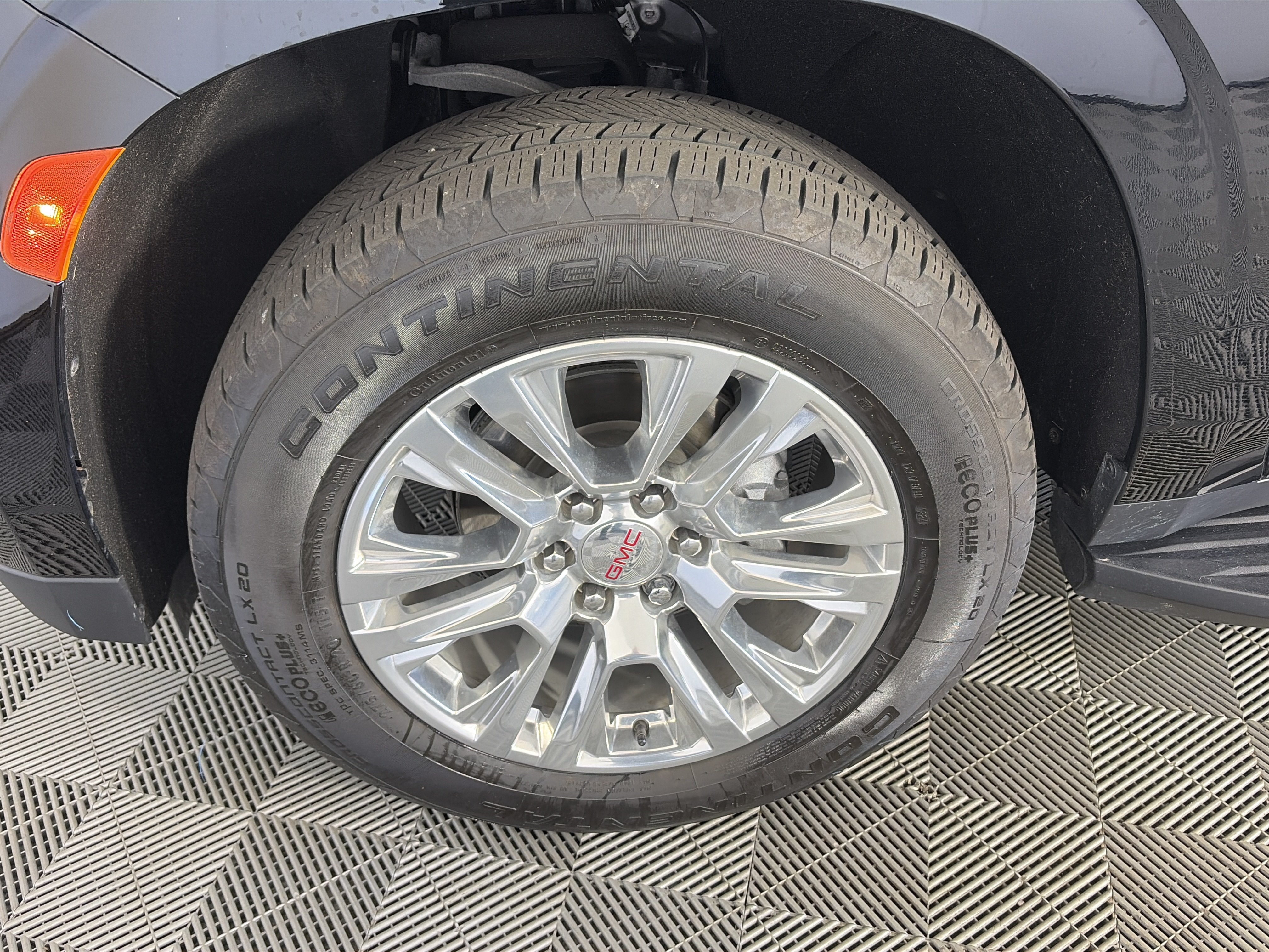Certified 2024 GMC Yukon XL Denali w/ Max Trailering Package AWD/4WD image 14