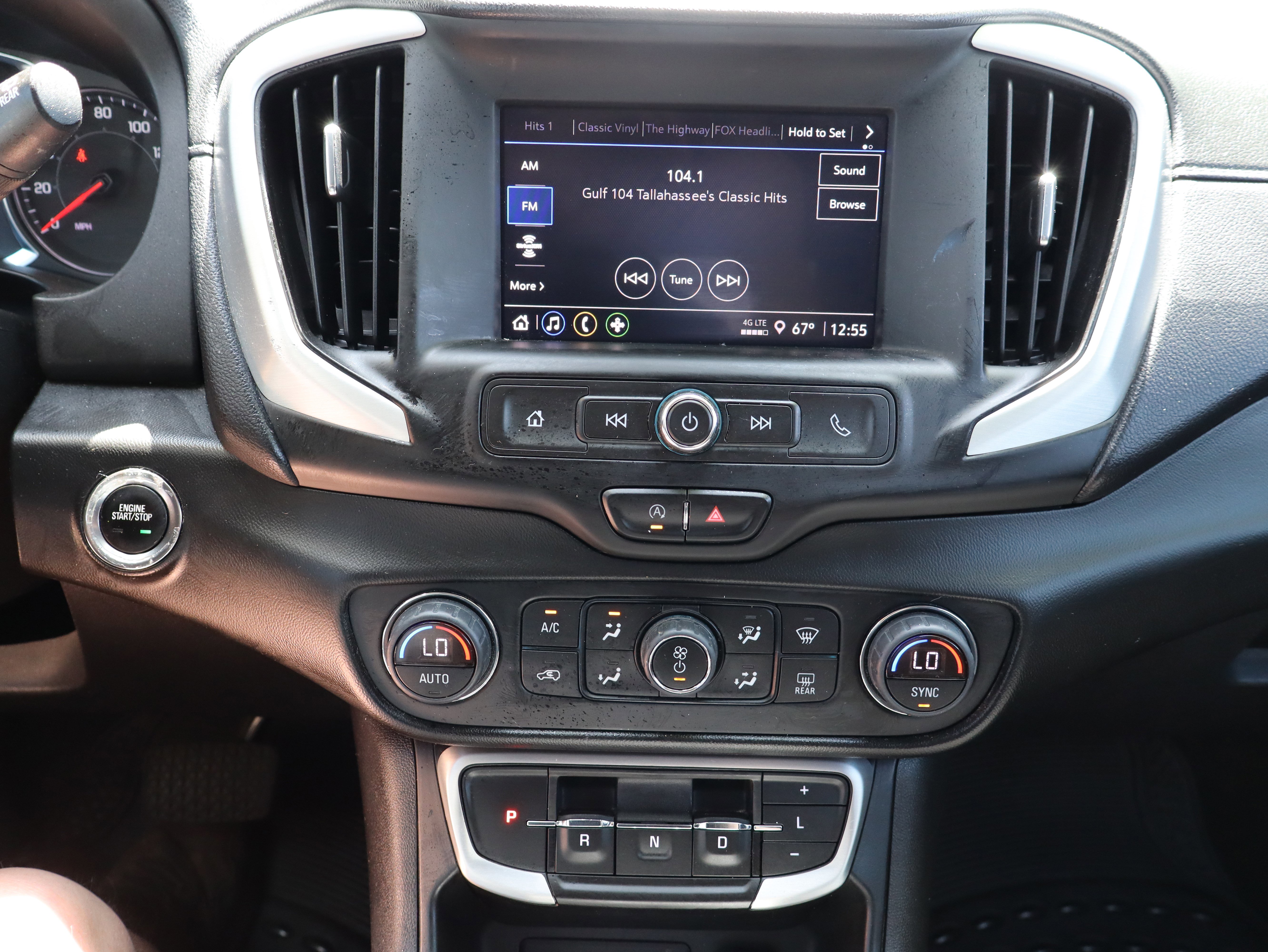 Used 2022 GMC Terrain SLE w/ Driver Convenience Package image 30