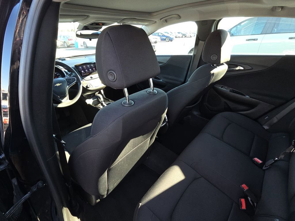 Used 2024 Chevrolet Malibu LT image 28