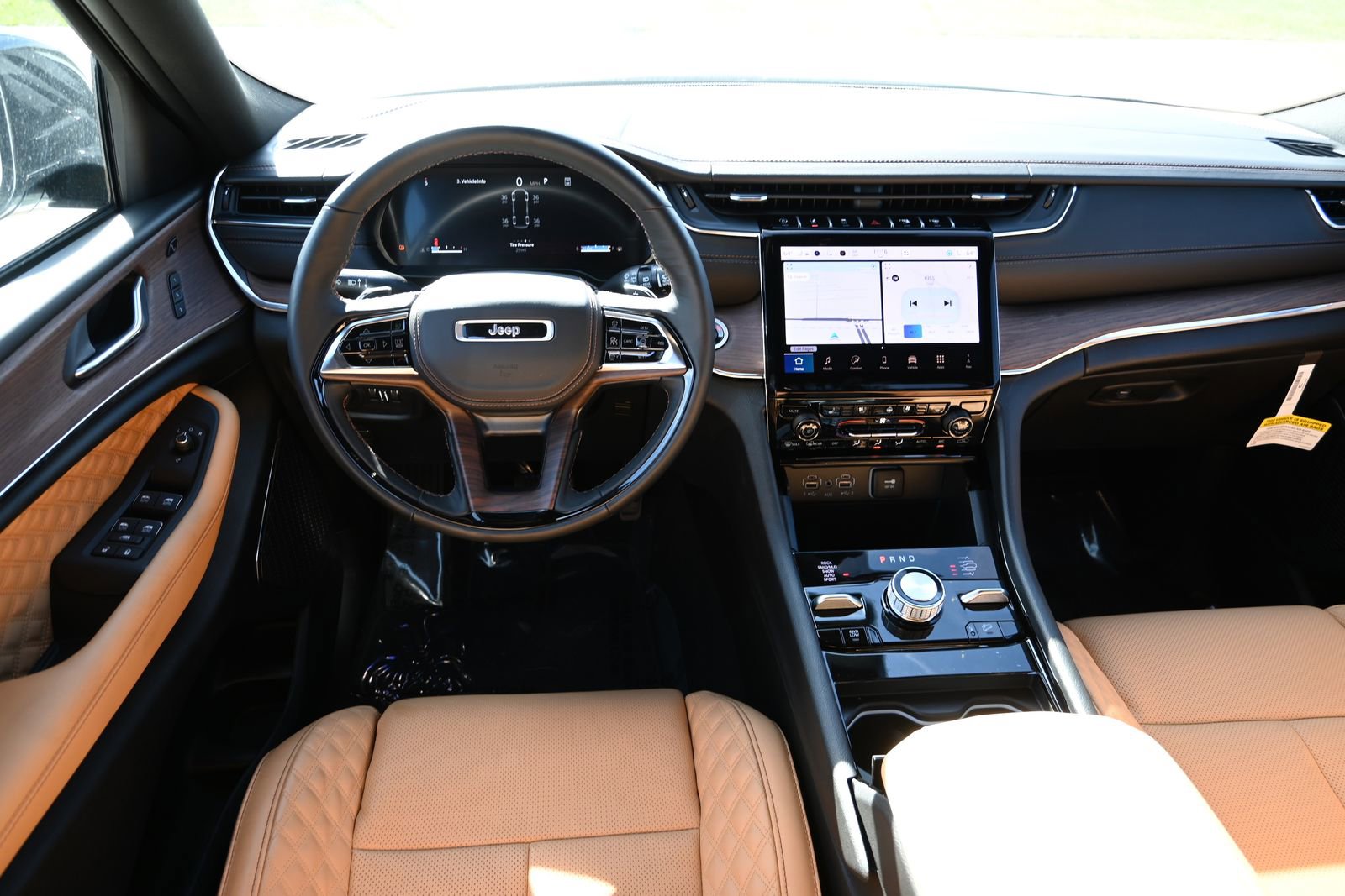 New 2025 Jeep Grand Cherokee L Summit w/ Obsidian Package image 20