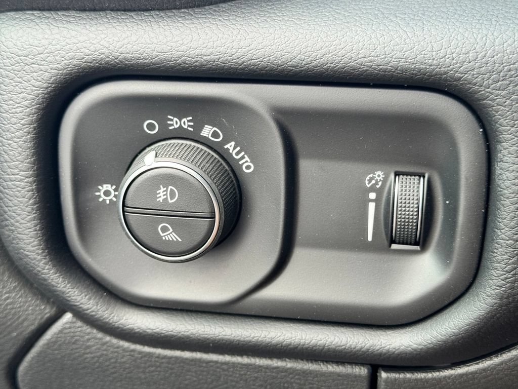 New 2026 RAM 2500 Big Horn AWD/4WD image 26