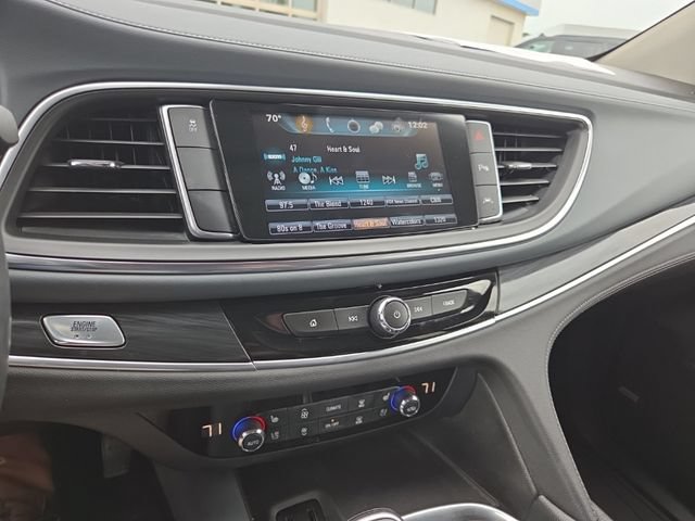 Used 2018 Buick Enclave Premium FWD image 13