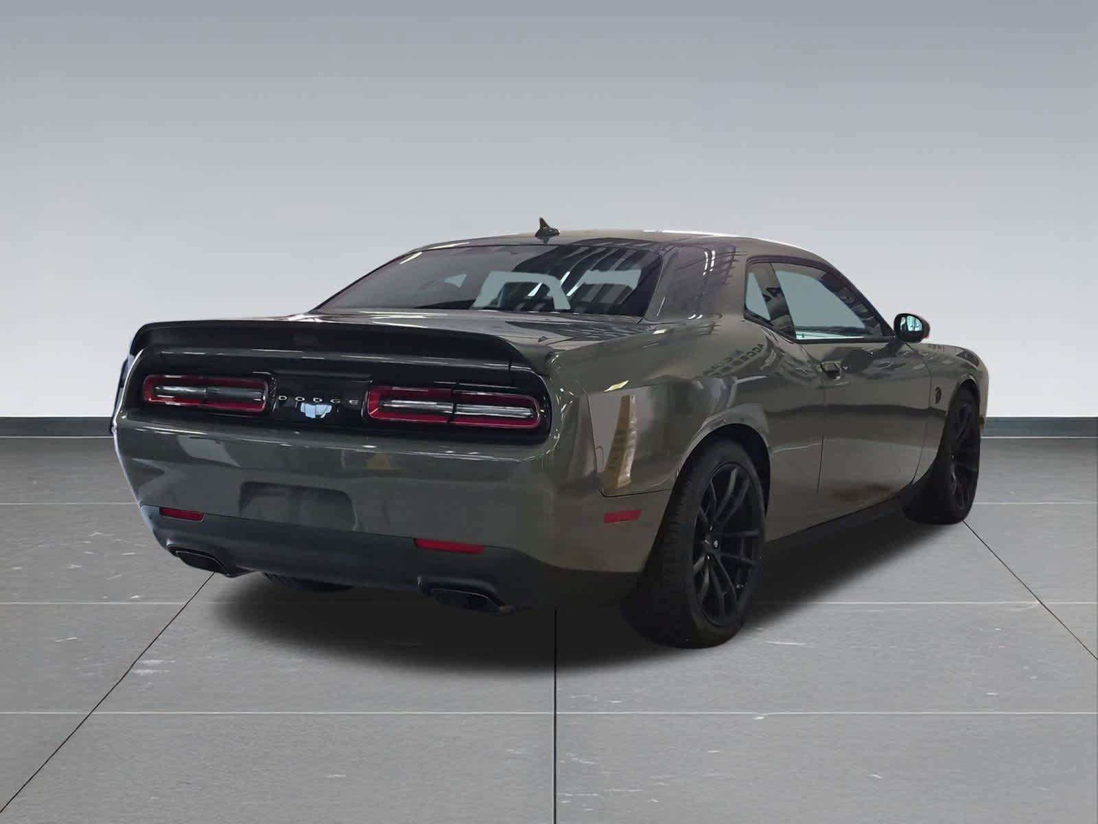 Used 2023 Dodge Challenger SRT Hellcat RWD image 6