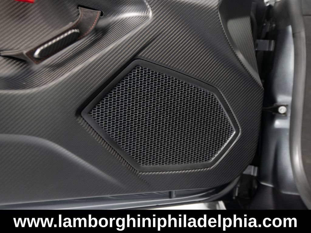 Used 2023 Lamborghini Huracan Tecnica RWD image 14