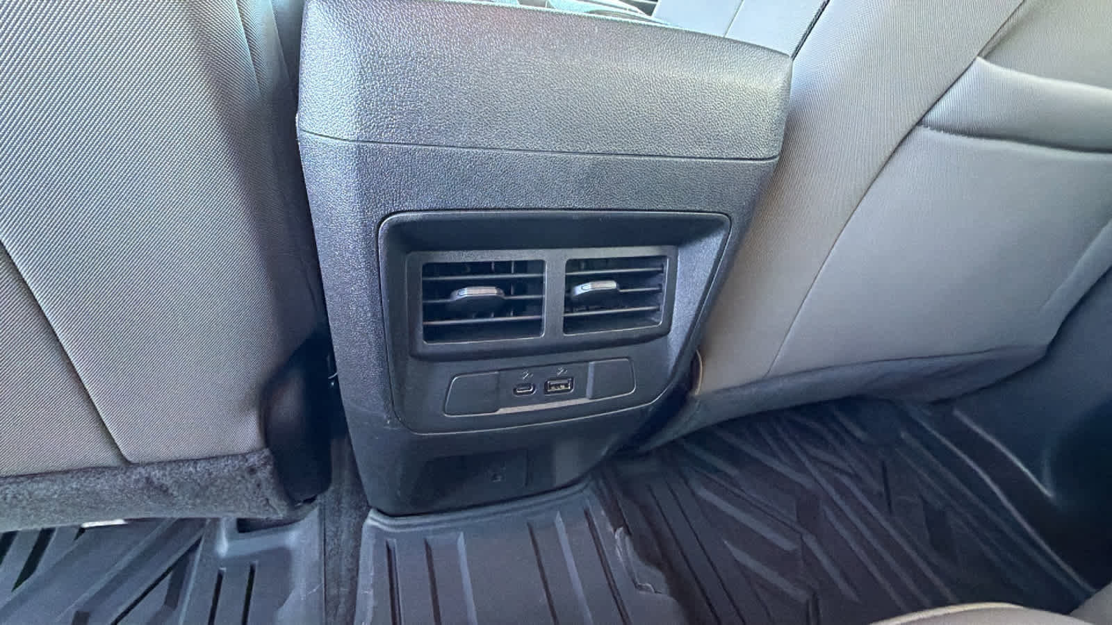 Used 2024 Chevrolet Colorado ZR2 w/ ZR2 Bison Edition AWD/4WD image 25
