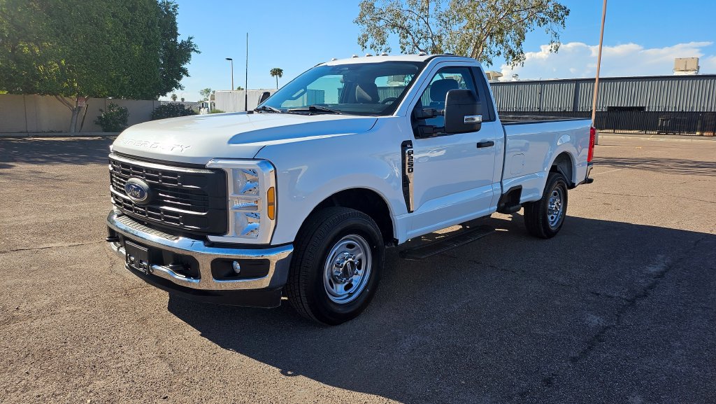 Used 2024 Ford F250 XL w/ XL Driver Assist Package RWD image 4