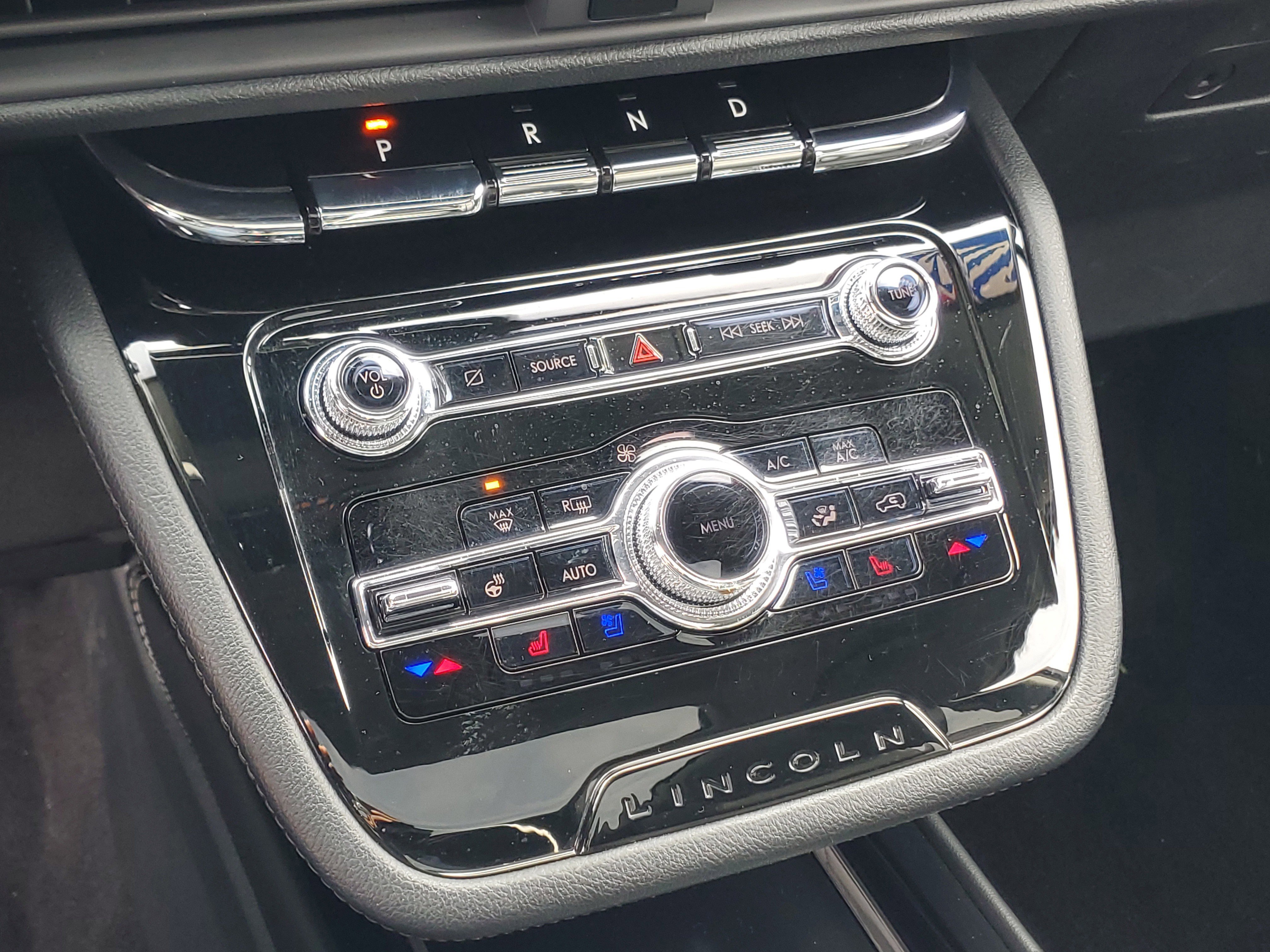 Certified 2022 Lincoln Corsair AWD w/ Premium Package image 18