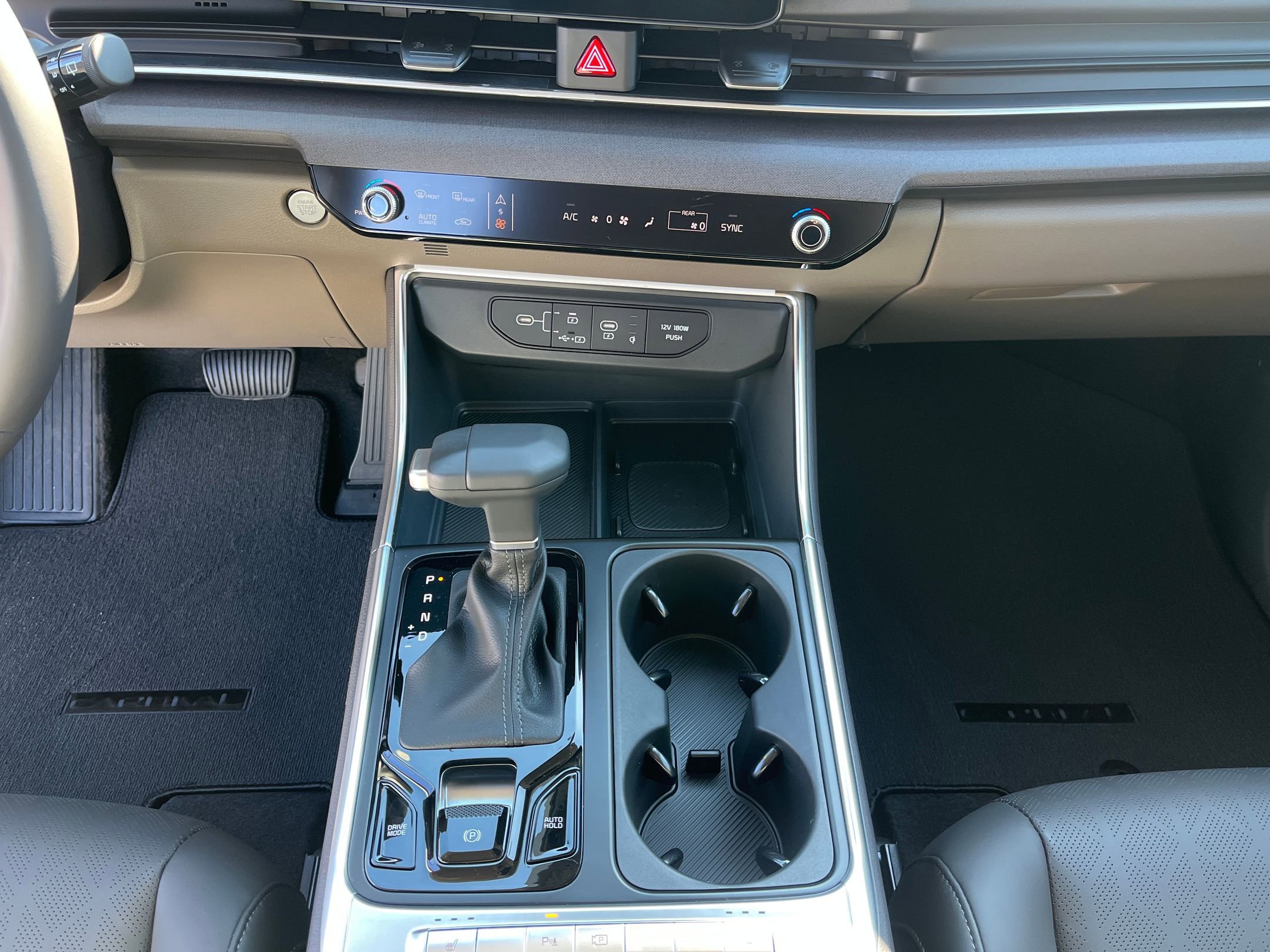 New 2026 Kia Carnival EX FWD image 30