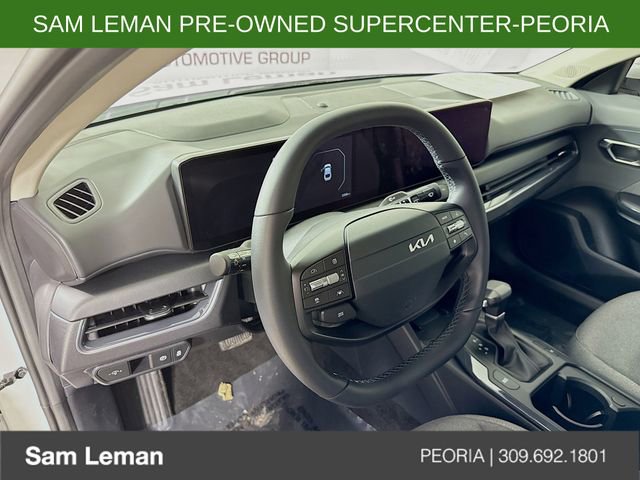 Used 2025 Kia K4 EX image 9