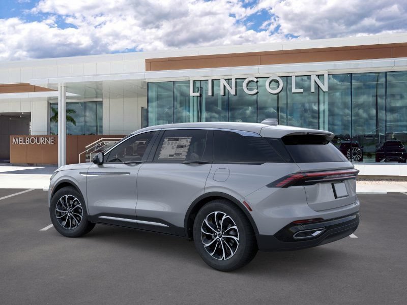 New 2026 Lincoln Nautilus Premier AWD/4WD image 4