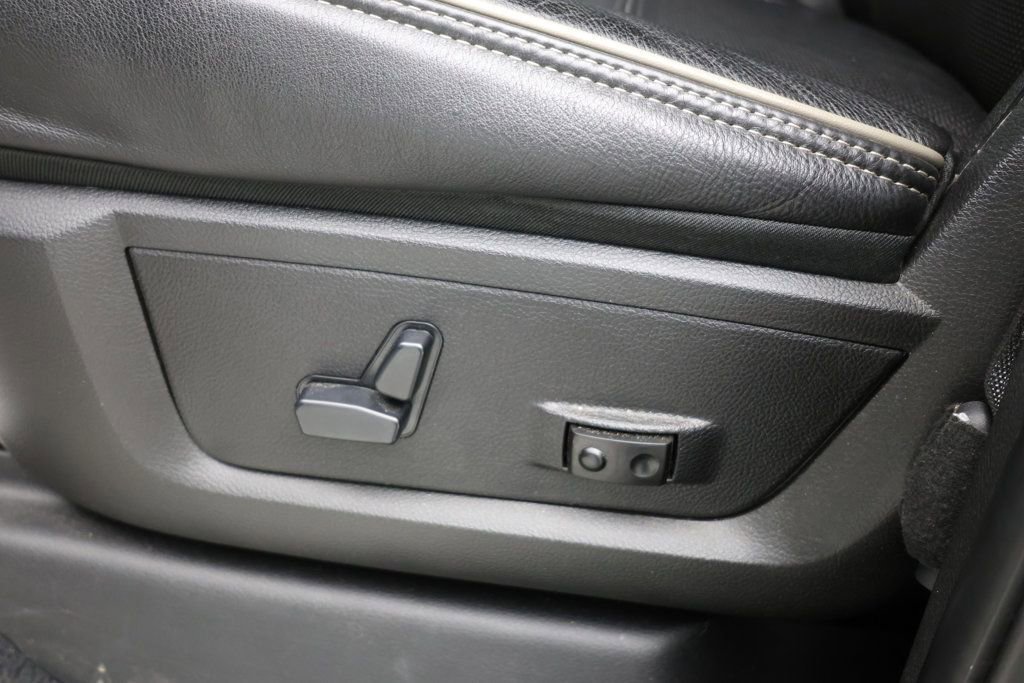 Used 2019 RAM 2500 Limited image 8