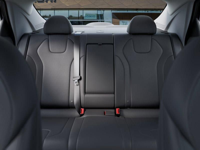 New 2026 Hyundai Elantra Limited image 12