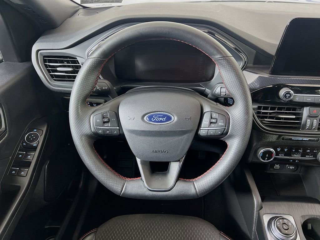 Certified 2025 Ford Escape ST-Line image 14