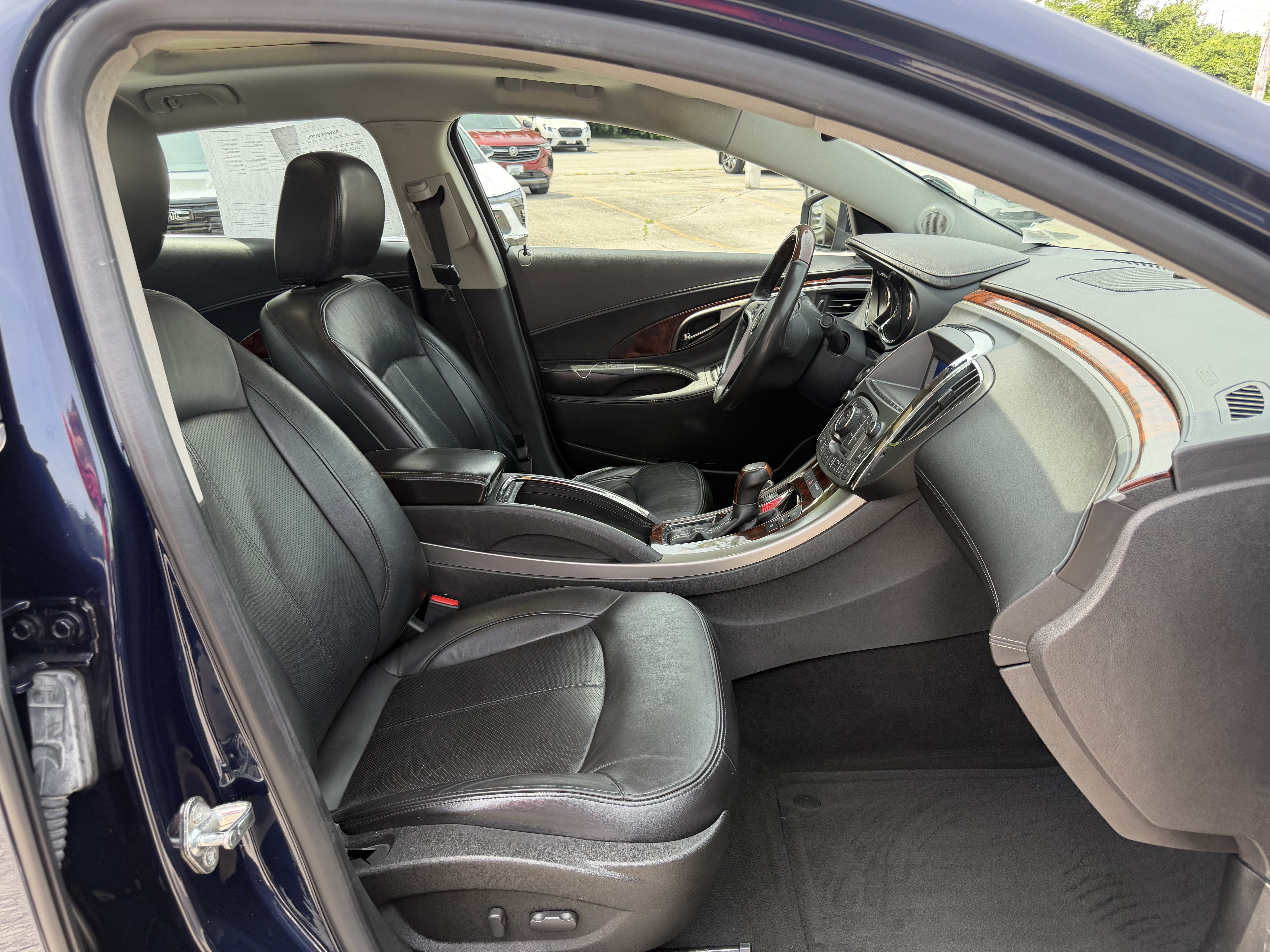 Used 2011 Buick LaCrosse CXS FWD image 10