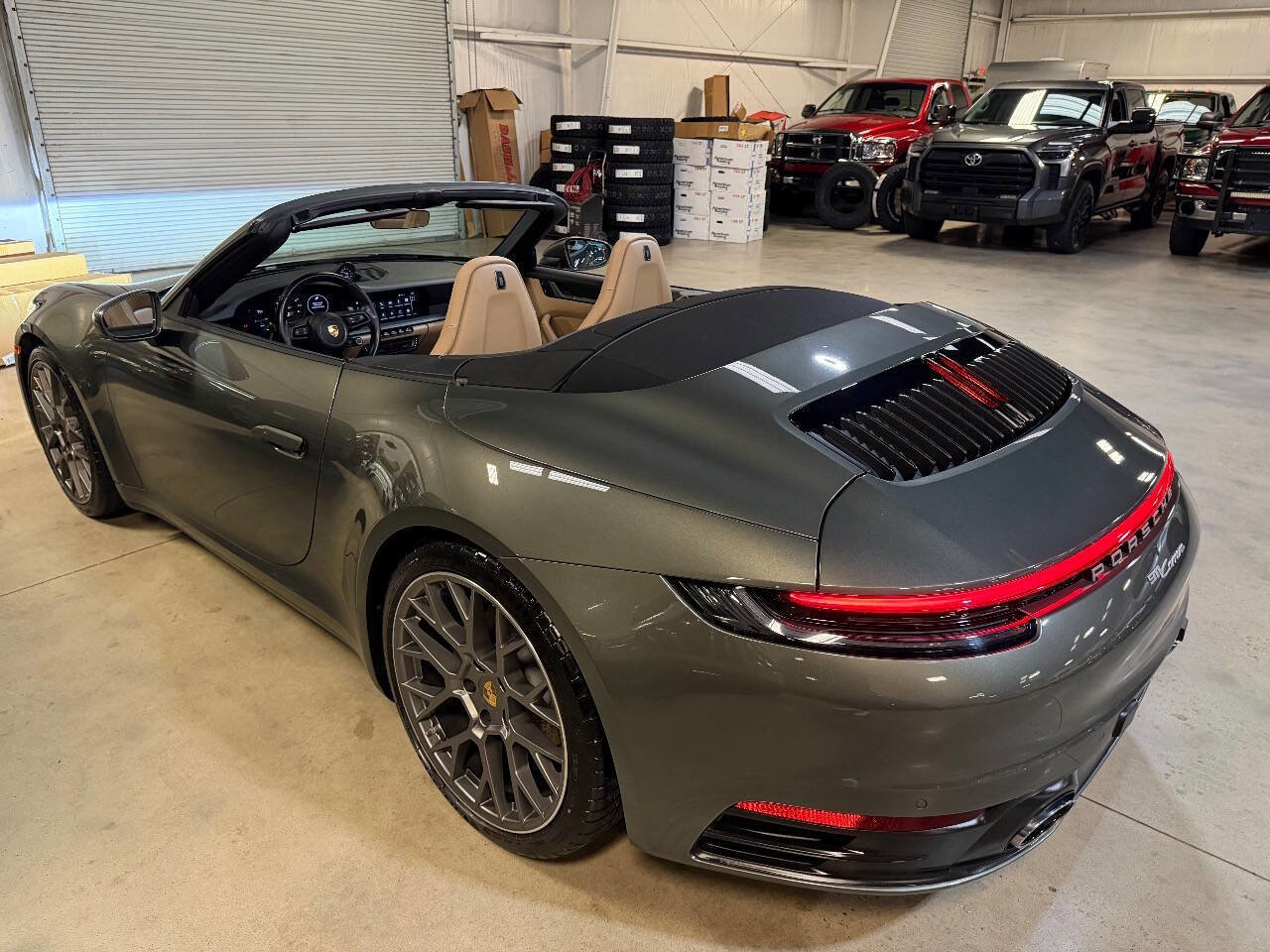 Used 2023 Porsche 911 Carrera image 48