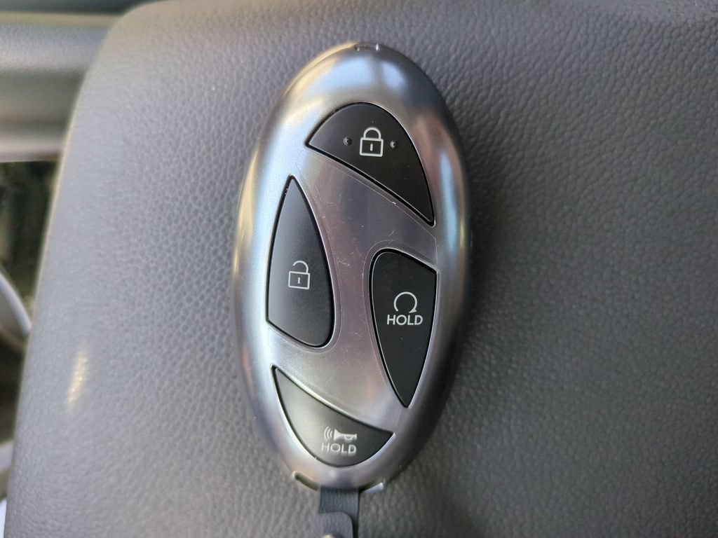 New 2026 Hyundai Elantra Limited FWD image 37