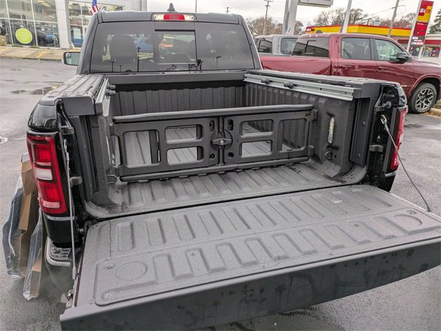 New 2026 RAM 1500 4x4 Crew Cab image 25