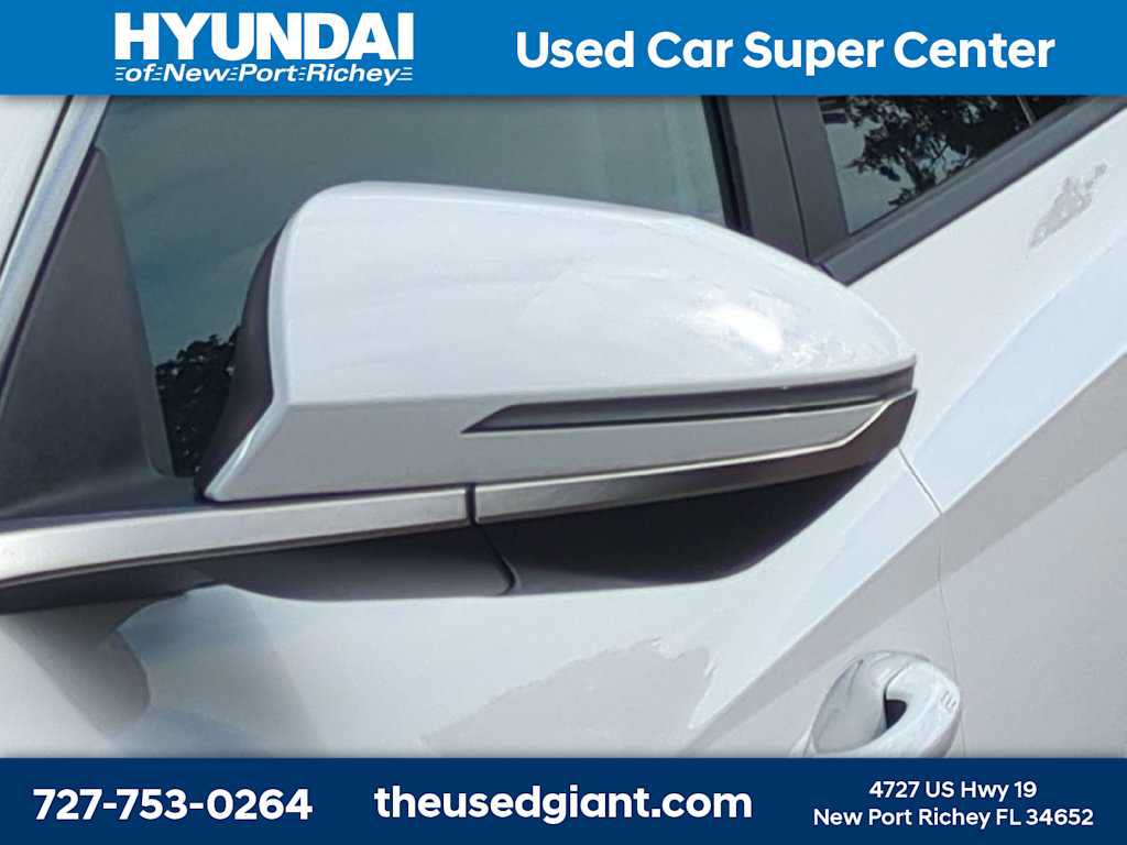 Certified 2025 Hyundai Tucson SEL FWD image 11