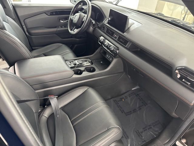 Certified 2025 Honda Pilot TrailSport image 27