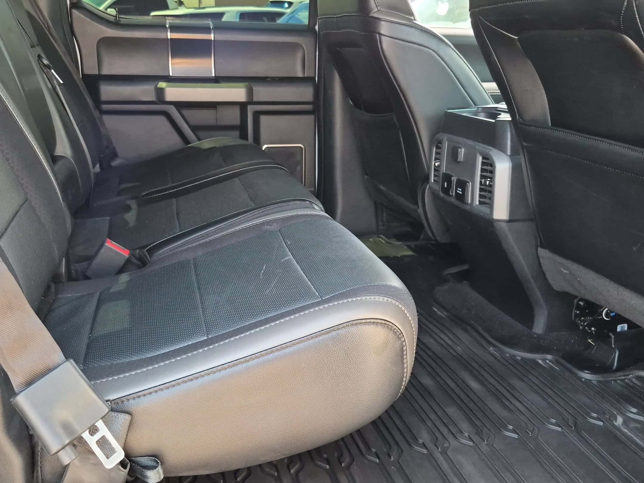 Used 2020 Ford F150 Raptor w/ Equipment Group 802A Luxury AWD/4WD image 25