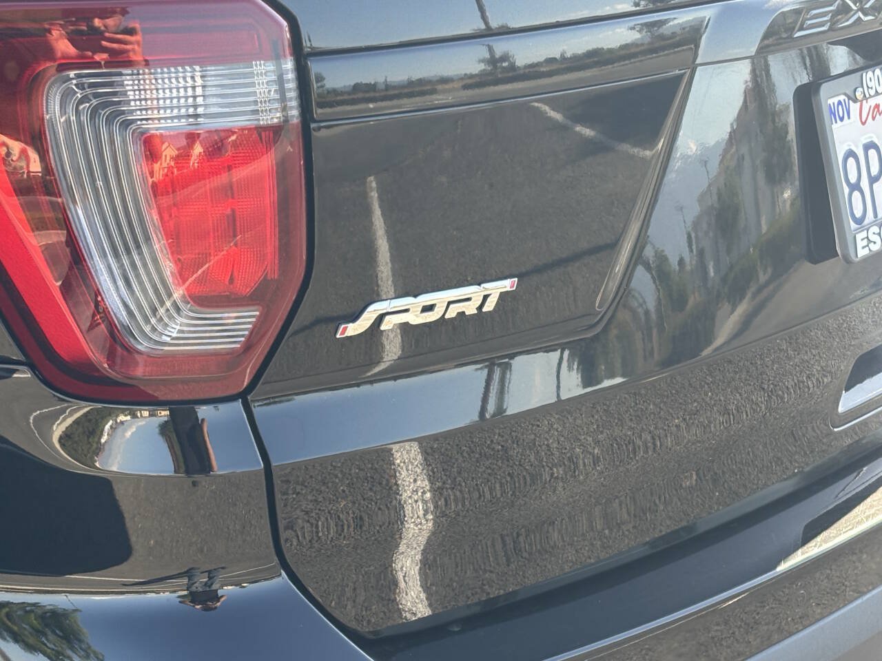 Used 2016 Ford Explorer Sport w/ Equipment Group 401A AWD/4WD image 8