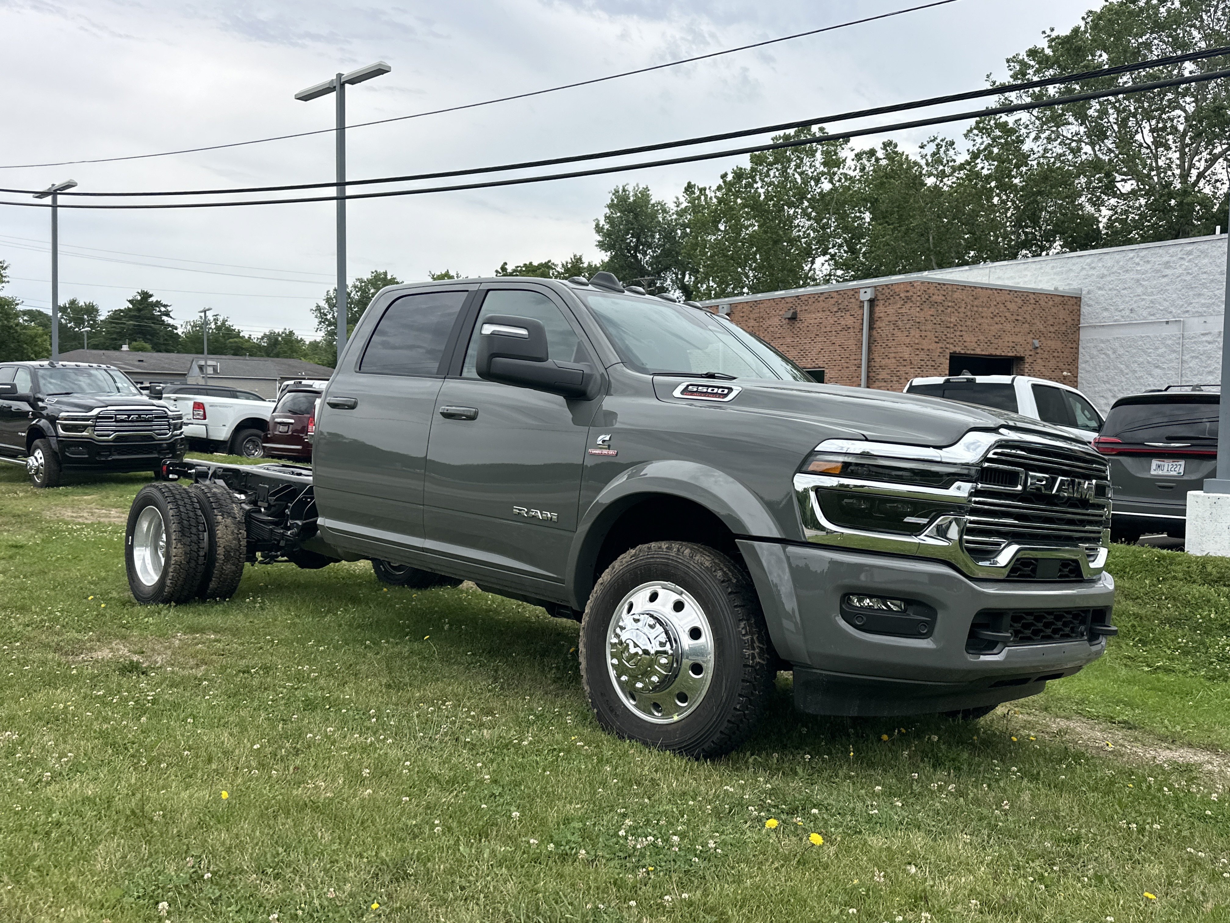 New 2026 RAM 5500 4x4 Crew Cab w/ Laramie Trim Package image 22
