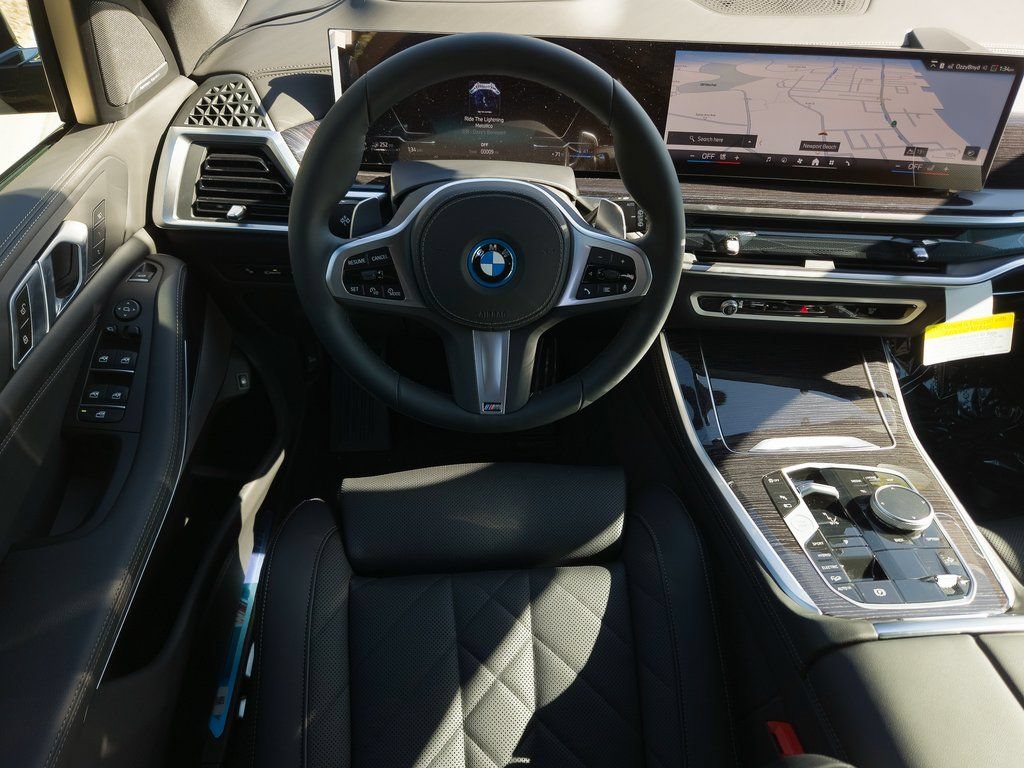 New 2026 BMW X5 xDrive50e w/ M Sport Package AWD/4WD image 18