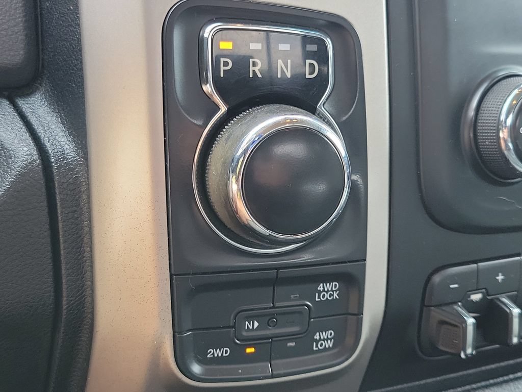 Used 2017 RAM 1500 Classic SLT AWD/4WD image 30