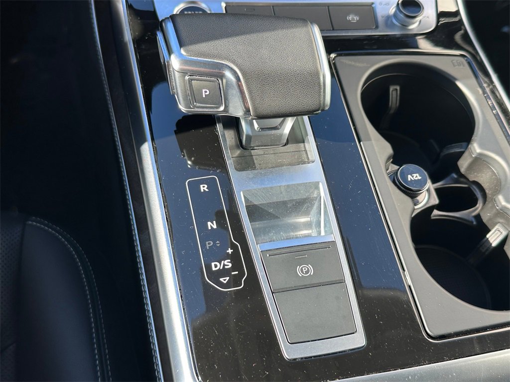 Used 2023 Audi Q8 Premium Plus w/ Premium Plus Package image 29