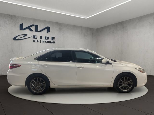 Used 2017 Toyota Camry SE FWD image 13