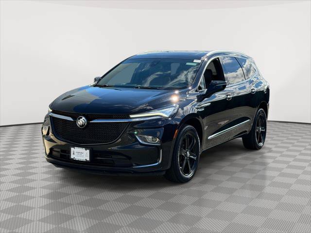 Used 2024 Buick Enclave Essence w/ Experience Buick Package AWD/4WD image 3