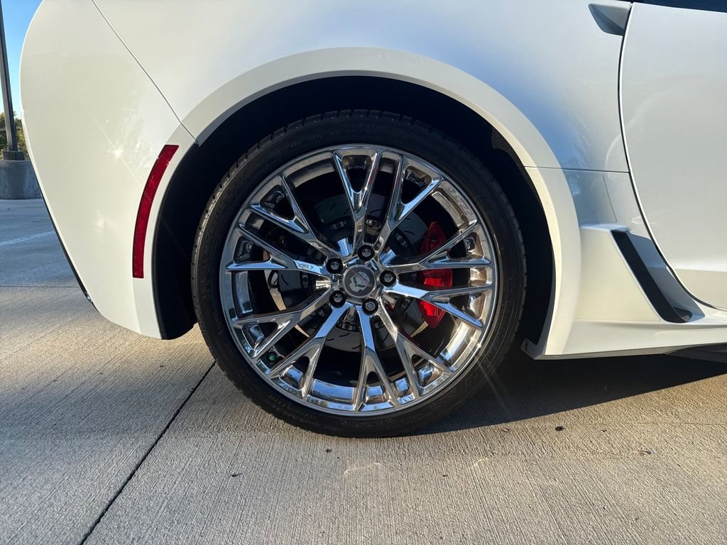 Used 2019 Chevrolet Corvette Z06 image 8