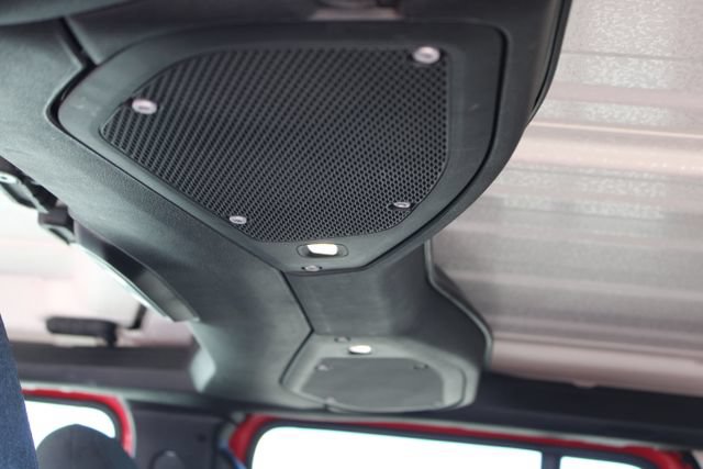 Used 2024 Jeep Wrangler Unlimited Sahara AWD/4WD image 41