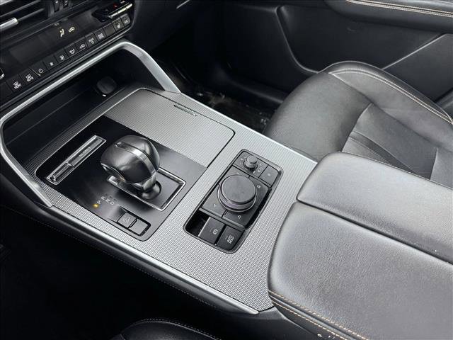 Used 2024 MAZDA CX-90 3.3 Turbo w/ Preferred Plus image 17