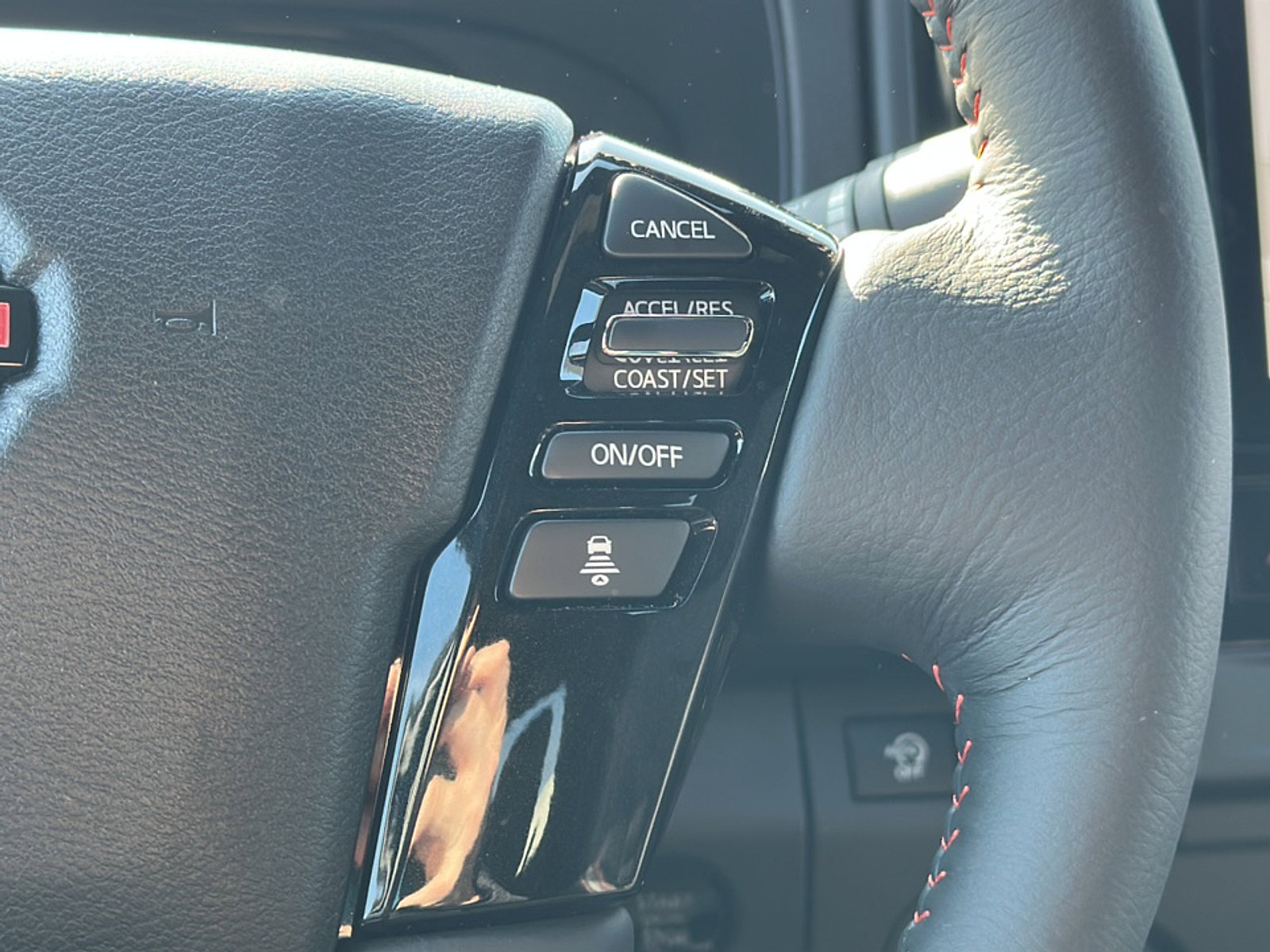 New 2026 Nissan Frontier PRO-4X w/ Pro Premium Package image 17