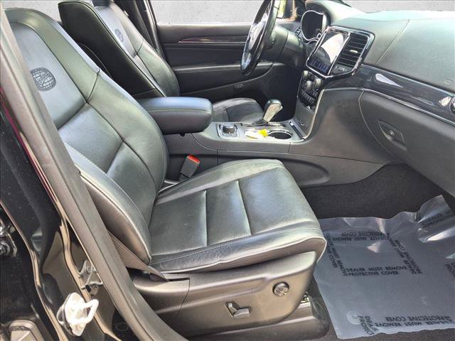 Used 2020 Jeep Grand Cherokee Overland AWD/4WD image 21