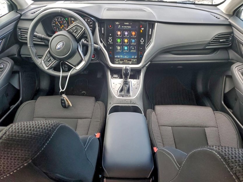 Used 2025 Subaru Outback Premium image 7