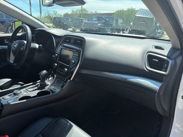 Used 2023 Nissan Maxima SV w/ Floor Mat Group image 34