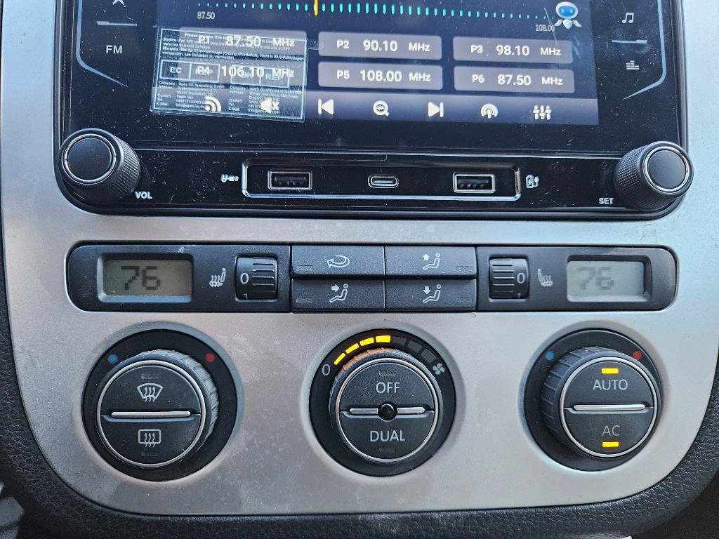 Used 2009 Volkswagen Eos Komfort image 32