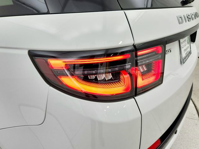 Certified 2025 Land Rover Discovery Sport S image 32