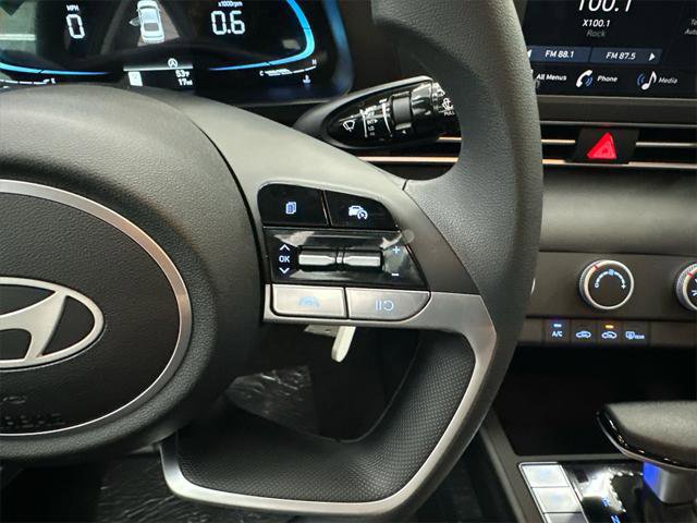 New 2026 Hyundai Elantra SE w/ Cargo Package image 24