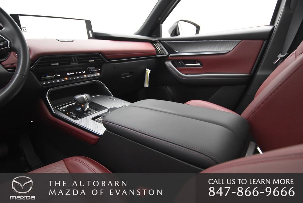 Certified 2025 MAZDA CX-70 Plug-In Hybrid w/ Premium Plus image 25